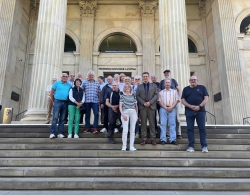 Interessierte Bürgerinnen und Bürger aus dem Wahlkreis besuchten René Kopka im Niedersächsischen Landtag