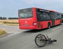 16-Jährige Radfahrerin bei Unfall schwer verletzt