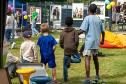 50 Jahre Erziehungsberatung: Gemeinsam für Kinder, Jugendliche und Familien! Feierstunde und Familienfest der Kulturen würdigen fünf Jahrzehnte Unterstützung, Beratung und Begegnung!