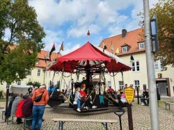 Roswitha-Fest in Bad Gandersheim: Eröffnung mit Bürgermeister und schweigender Roswitha